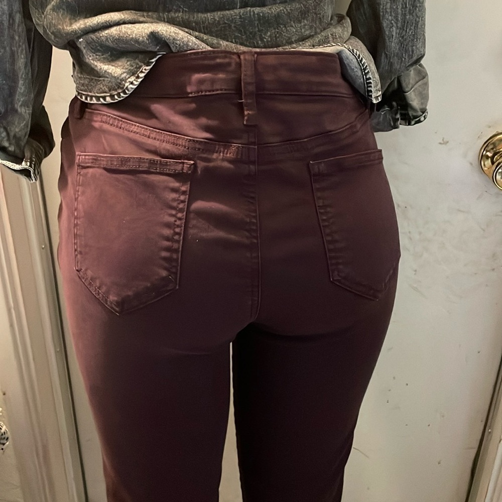 10/30 ) Buffalo Jeans!